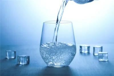 Dlo alkalin ede ou pèdi pwa